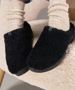 Women's OOcoozie Sherpa Mule - Black