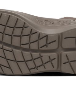 Women's OOmega Leather Londoner - Truffle