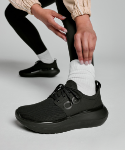 Women's OOmy Stride - Black