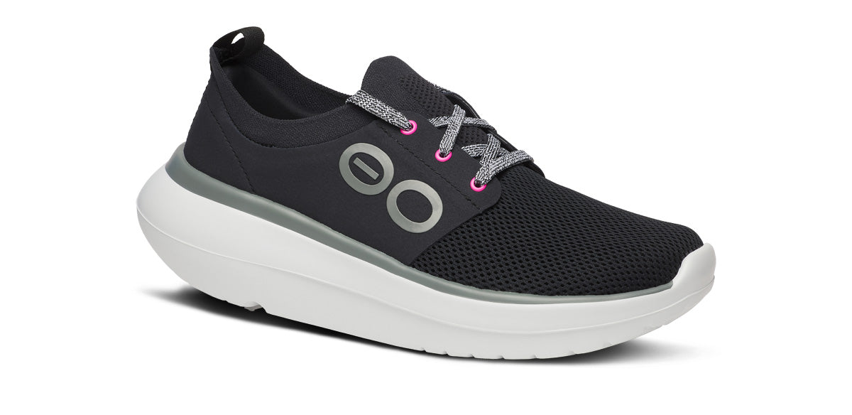 womens-oomy-stride-low-shoe-white-black-01-01-5077WHTBLK_shot2 Women's OOmy Stride - White Black